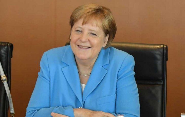 Merkel aseguró que Europa aprobará el uso de la Sputnik V