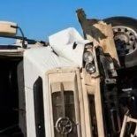 Un intento de adelantamiento sobre la Ruta Nacional 14, en Corrientes, desencadenó un violento accidente vial.