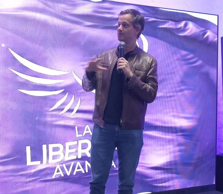 El abogado chileno Axel Kaiser fue uno de los principales oradores de la noche libertaria. El abogado chileno Axel Kaiser fue uno de los principales oradores de la noche libertaria.