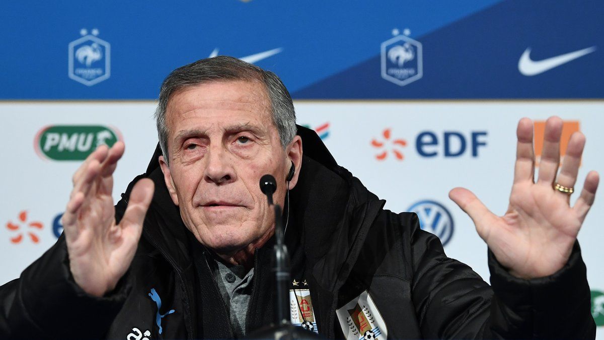 Tabárez thought about the possible absence of Messi against Uruguay