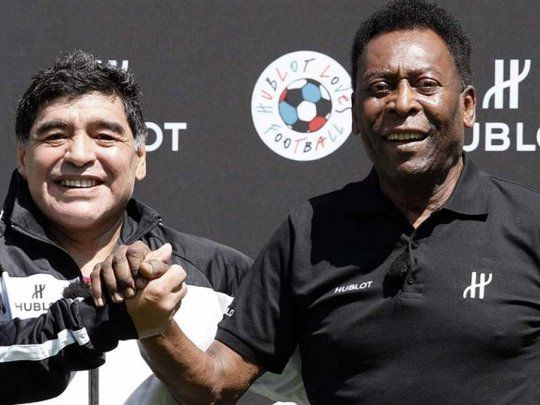 Maradona y Pelé, sin peleas y en tiempos felices. Fuiste un genio, se sinceró el brasilero.
