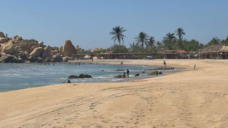 Playa Ventura, en el municipio de Copala, Guerrero, es uno de los destinos costeros menos transitados del Pacífico mexicano y uno de los más auténticos. Playa Ventura, en el municipio de Copala, Guerrero, es uno de los destinos costeros menos transitados del Pacífico mexicano y uno de los más auténticos.