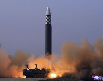 Corea del Norte confirma que disparó un nuevo tipo de misil intercontinental