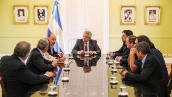 &ldquo;Han hecho un gran esfuerzo&rdquo;, dijo en la noche de este mi&eacute;rcoles Alberto Fern&aacute;ndez, ante el ministro de Educaci&oacute;n Nicol&aacute;s Trotta y dirigentes docentes.