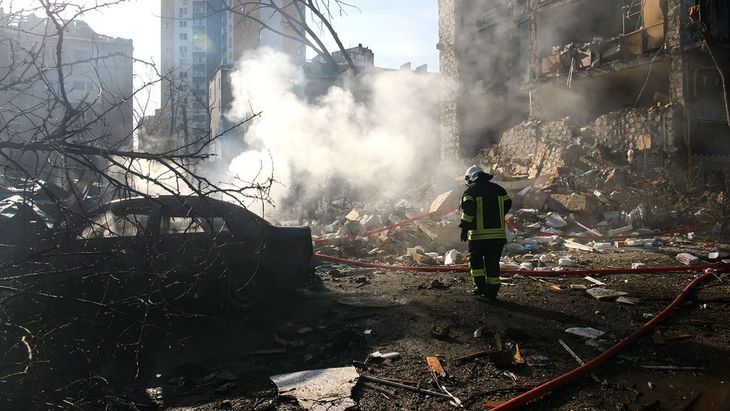 Desolador paisaje de Kiev tras los ataques rusos.