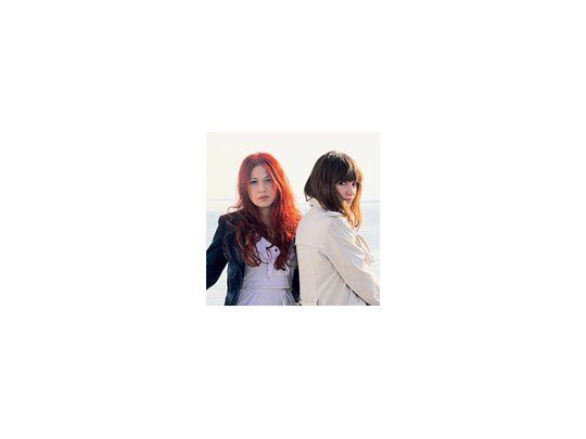 Celeste Cid y Emme protagonizan «Kabaret Deluxe», de Sabrina Farji, cuyo rodaje acaba de finalizar.