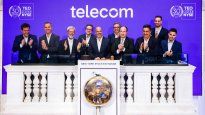 Ejectuvios de Telecom en la Bolsa de Nueva York.