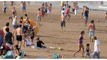 Para el año próximo, los feriados puente serán el 30 de abril, 24 y 31 de diciembre, en tanto que para 2019 serán el 8 de julio, 19 de agosto y 14 de octubre.