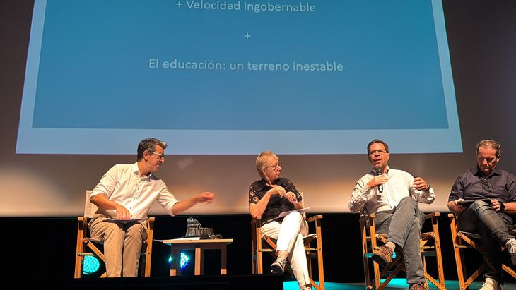 Uruguay apuesta a reforzar la política de formación docente. Uruguay apuesta a reforzar la política de formación docente.