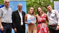 ferraresi entrego creditos para la construccion en lomas de zamora