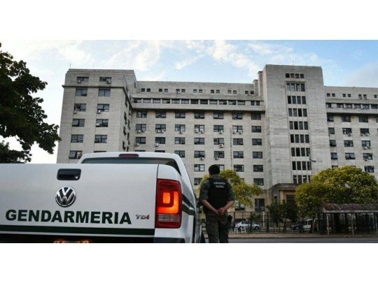 La Cámara Federal de Casación Penal exhortó al Consejo de la Magistratura a que adopte las medidas necesarias para atender los pedidos de mayor espacio físico de los tribunales federales. Hacinamiento y calamitosa situación edilicia por el que atraviesas distintos juzgados del país, clave.