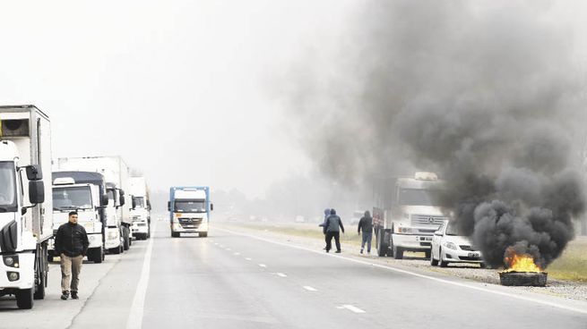 Cortes. La nueva ley de biocombustibles del año pasado redujo el porcentaje de biodiésel en la mezcla y volvió a subir transitoriamente en el contexto de escasez de gasoil.