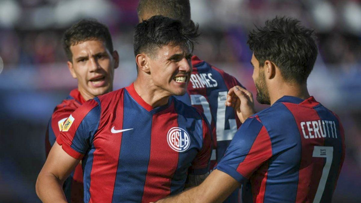San Lorenzo smiles because he retains his scorer