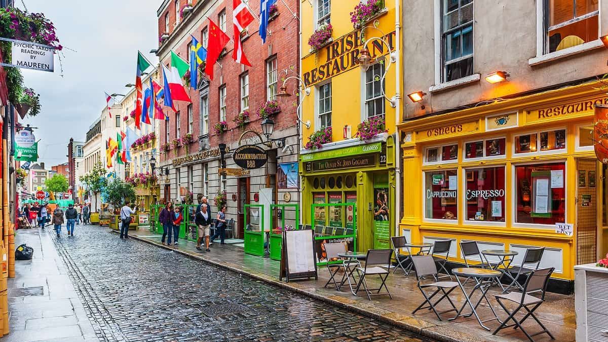 Emigrate to Europe 2025: what is the digital change that will transform work permits in Ireland