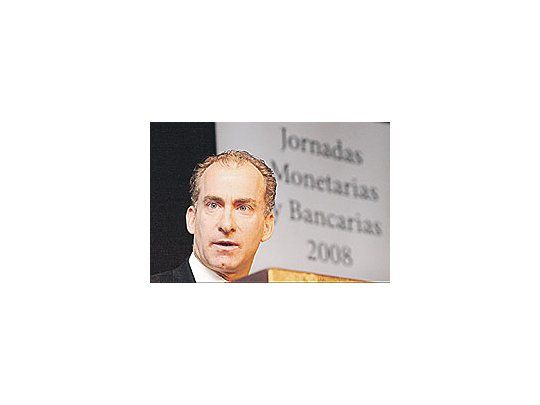 El economistaestadounidenseMichaelGavin pusoreparossobre lasolvenciafiscal de laArgentina enel medianoplazo.