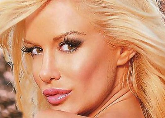 Luciana Salazar, una chica Berlusconi (foto 12)