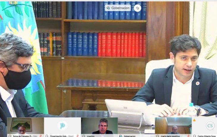 El gobernador bonaerense Axel Kicillof, estuvo acompañado por el ministro de Desarrollo Agrario, Javier Rodríguez.