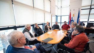 El gobierno analiza una propuesta del Partido Colorado para celebrar el Bicentenario y el Mundial en 2030. El gobierno analiza una propuesta del Partido Colorado para celebrar el Bicentenario y el Mundial en 2030.