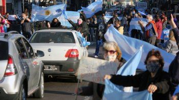 Manifestación contra la cuarentena.