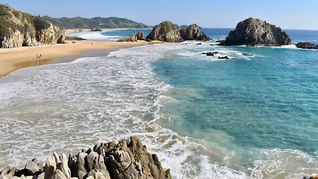 Playa La Llorona de Michoacán.