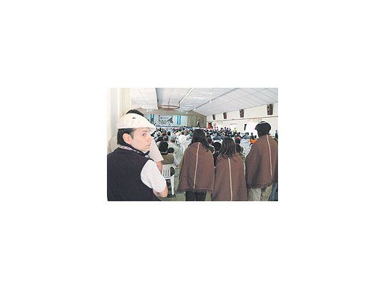 El inicio del paro del campo este sábado fue también marco de deliberaciones de productoresen varios puntos del país, como Jesús María. Allí se habló de un partido propio y demedidas adicionales por adoptar.
