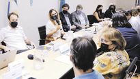Negociación. En tierra bonaerense la paritaria contó con la presencia de los ministros de Hacienda y Finanzas, Pablo López, y de Trabajo, Mara Ruiz Malec,y del director general de Cultura y Educación, Alberto Sileoni.