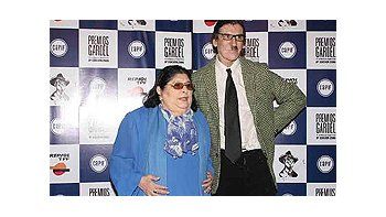 Otros tiempos. Charly y Mercedes Sosa en una entrega de premios.