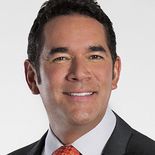 Así lucen Eduardo Santamarina y su hijo juntos en Televisa Así lucen Eduardo Santamarina y su hijo juntos en Televisa