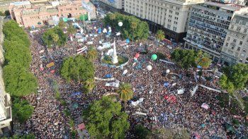 Festejos en Plaza de Mayo