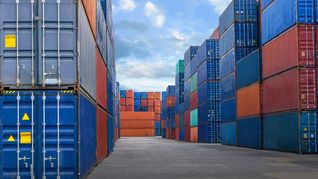 El superávit comercial refleja la recuperación de sectores clave.