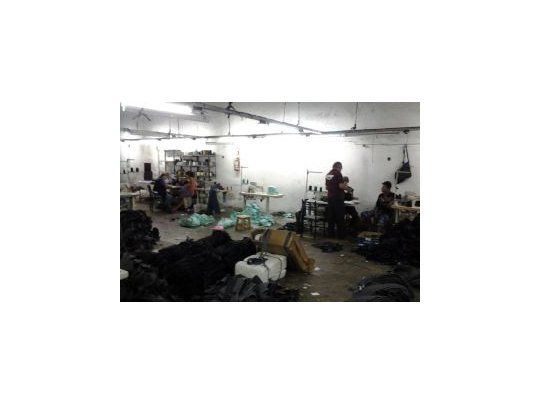 Trabajo esclavo: AFIP rescató a once empleados en taller
