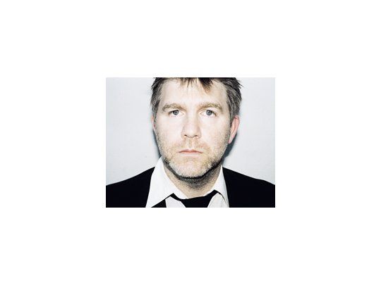 James Murphy, cerebro de la banda LCD Soundsystem, que vuelve a la Argentina, para tocar el miércoles en Groove.