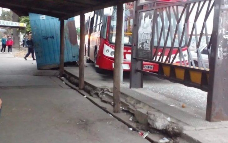 Apuñalaron a un colectivero en un intento de robo en Quilmes y sus compañeros hacen paro