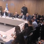 Se comenzaron a debatir los proyectos de Diputados para responder al endeudamiento en hogares. Se comenzaron a debatir los proyectos de Diputados para responder al endeudamiento en hogares.