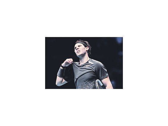 Con la derrota de ayer, Nadal cerrará 2011 con sólo tres títulos -la mitad de los que ganó como promedio en las últimas siete temporadas- y ninguno de ellos fuera de la arcilla.
