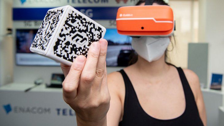 Se realizaron demostraciones de realidad aumentada y realidad virtual.