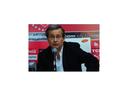 Cantero arregló la forma de pago de la deuda con el plantel.