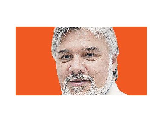 Daniel Moreira.