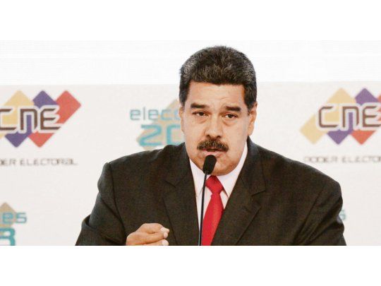 Reformas. El presidente Maduro lanzó un programa para paliar la crisis. Aumentó salarios, devaluó un 96% la moneda y aumentó impuestos.