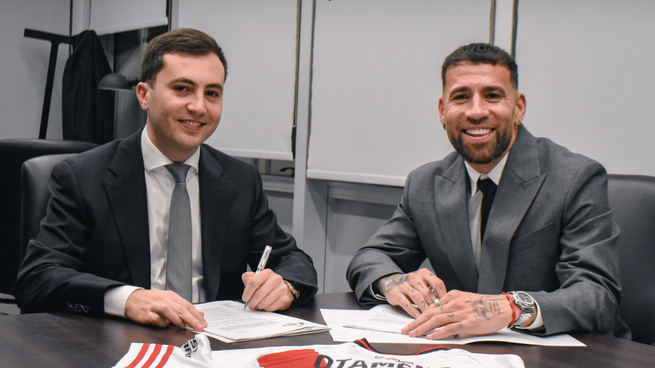 Otamendi selló su vínculo con River Plate hasta el 31 de diciembre de 2027.