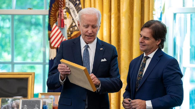Los presidentes Joe Biden y Luis Lacalle Pou volverán a juntarse en el foro americano del que participa Uruguay.