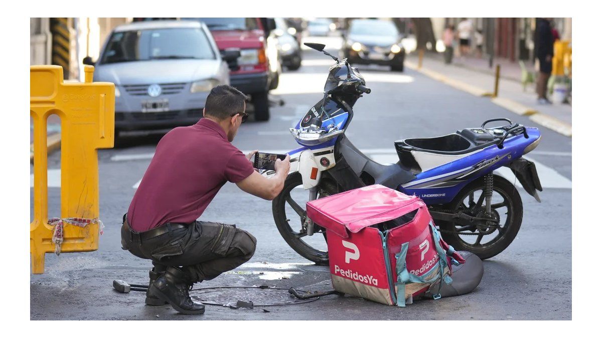 Choque entre moto y una camioneta utilitaria en San Telmo: un herido ...