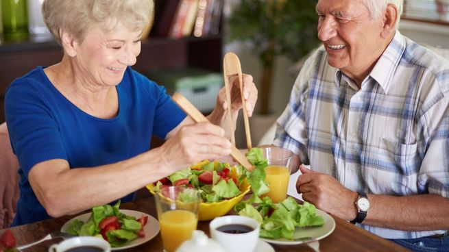 Una dieta saludable se centra en el equilibrio y la variedad de alimentos.