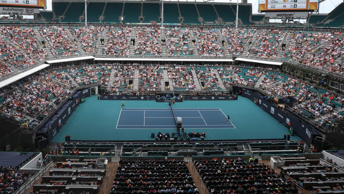 Murray, Osaka and Podoroska advanced in Miami