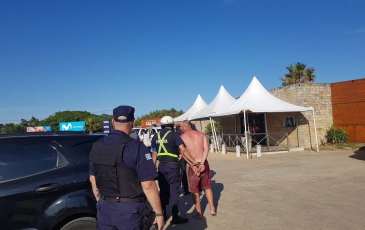 Prefectura detuvo al menos a tres personas en Punta del Este.