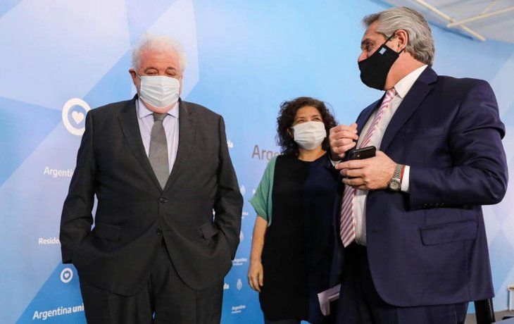 alberto y gines se reunieron para comenzar a planificar la vacunacion contra el covid-19