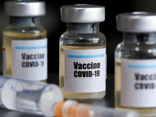 Un panel independiente evalu&oacute; la vacuna de Oxford contra la Covid-19.