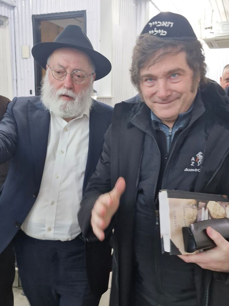 Milei en el Ohel hoy domingo 8 de marzo. Milei en el Ohel hoy domingo 8 de marzo.