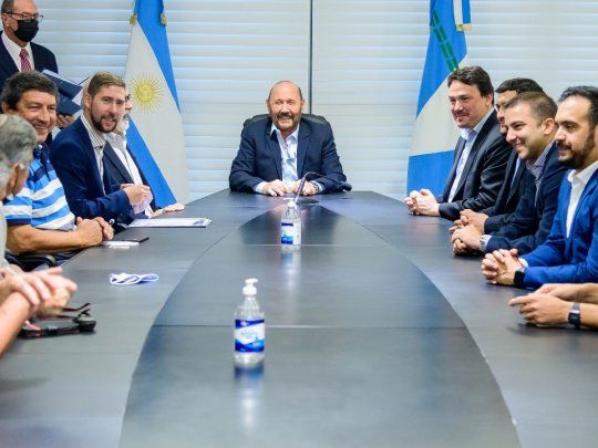 Gildo Insfrán firmó convenios con Energía&nbsp;