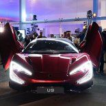 El BYD U9 fue exhibido en el concesionario El BYD U9 fue exhibido en el concesionario